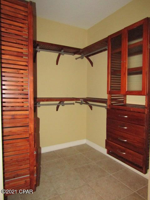 Colony Club Hrbr Ph 1 - Residential Lease