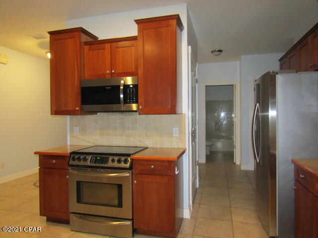 Colony Club Hrbr Ph 1 - Residential Lease