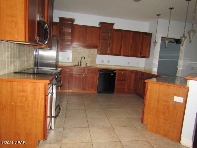 Colony Club Hrbr Ph 1 - Residential Lease