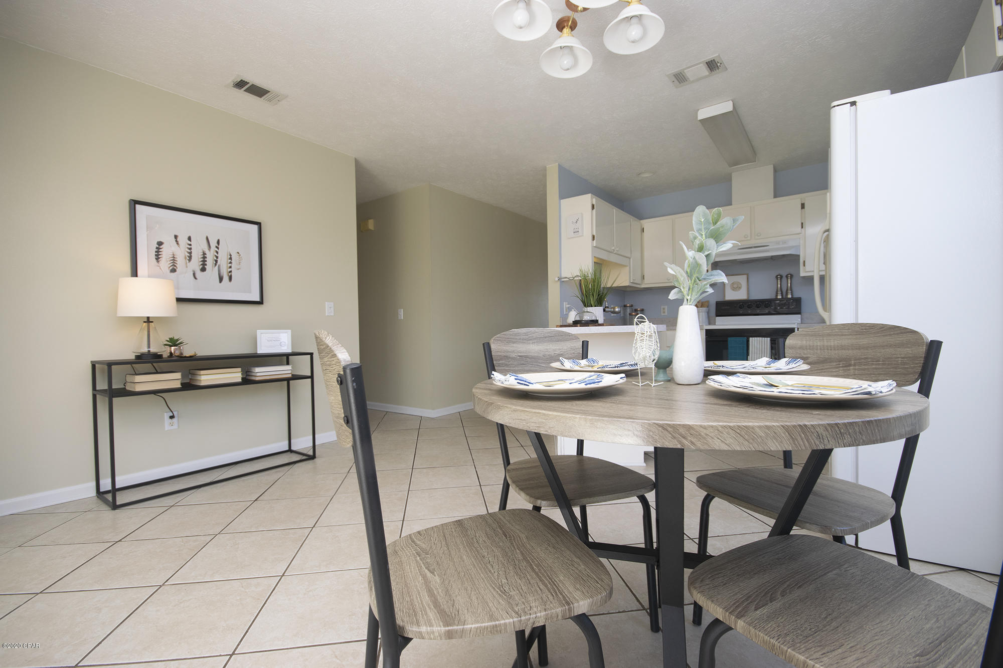 Pine Tree Place Unit 1 - Residential