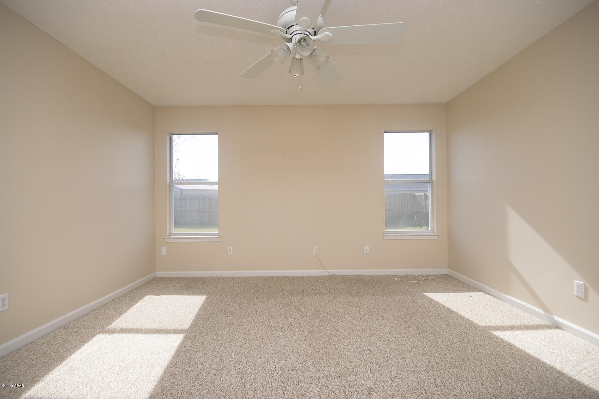 Pine Tree Place Unit 1 - Residential