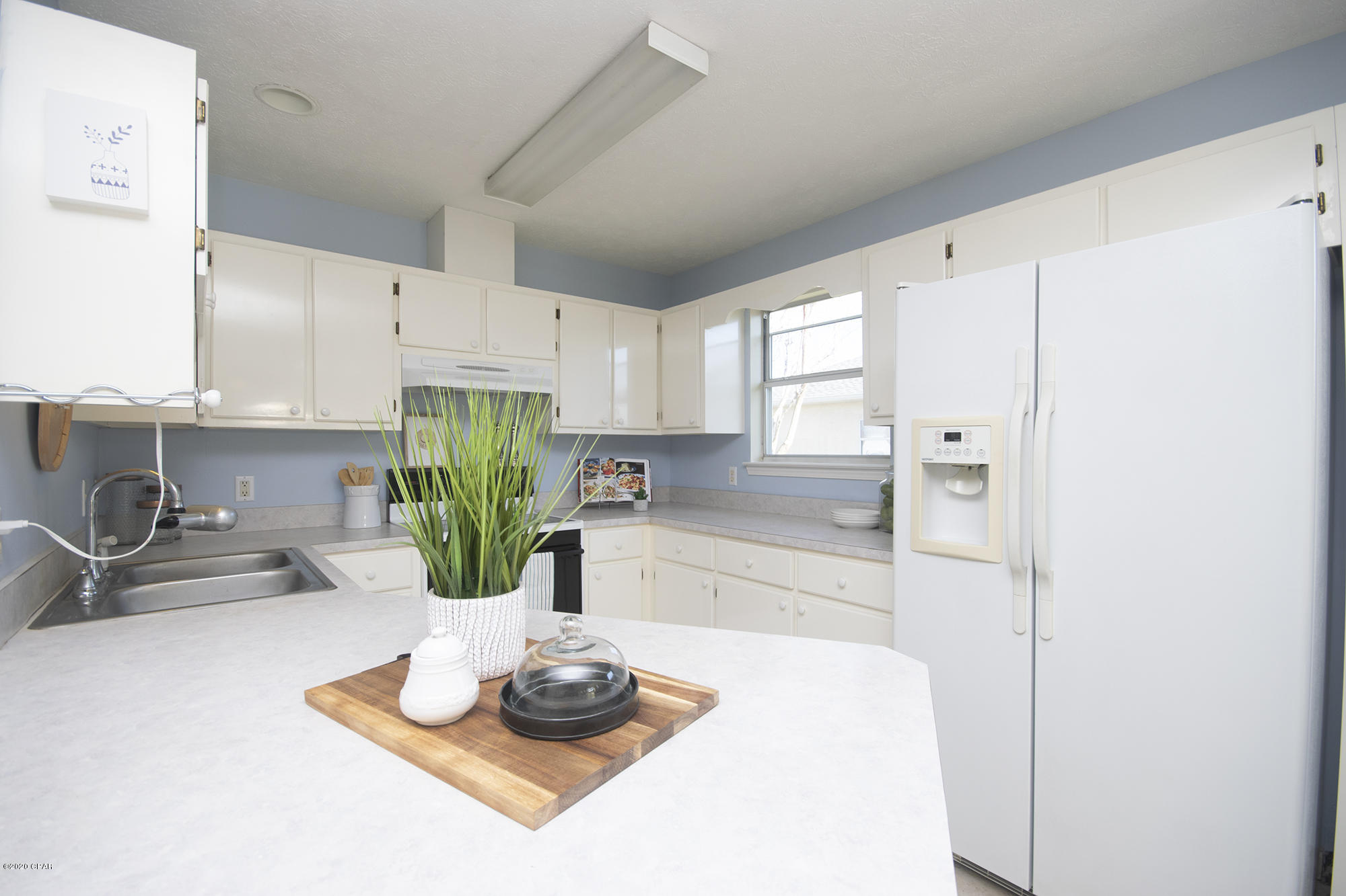 Pine Tree Place Unit 1 - Residential