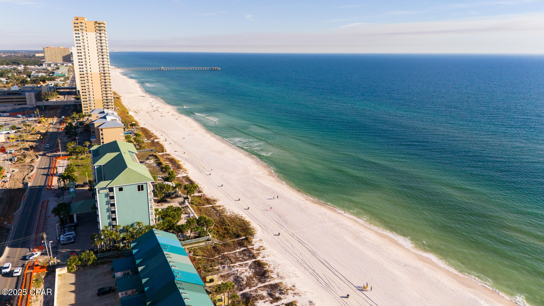 El Centro Beach - Land