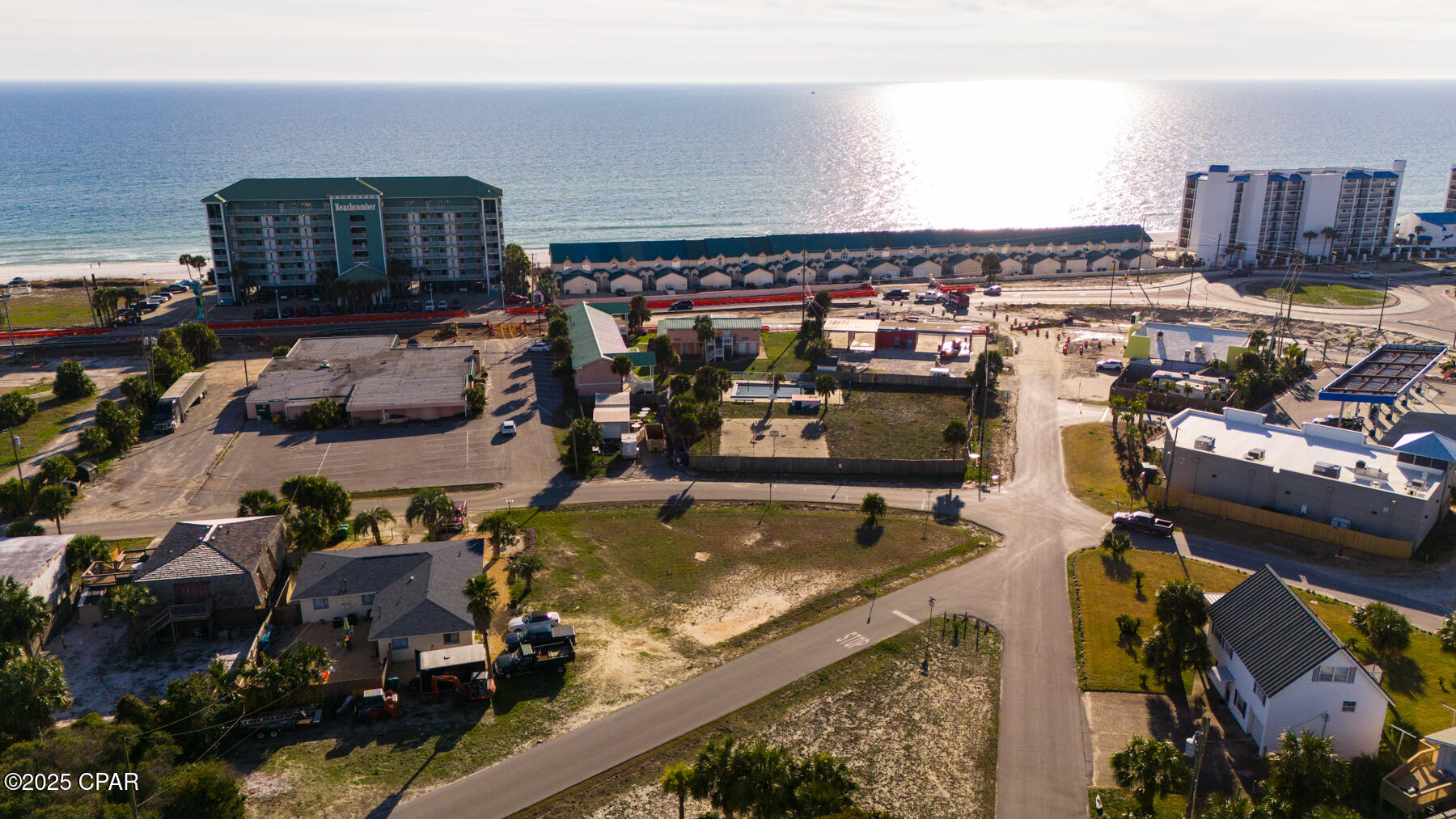 El Centro Beach - Land