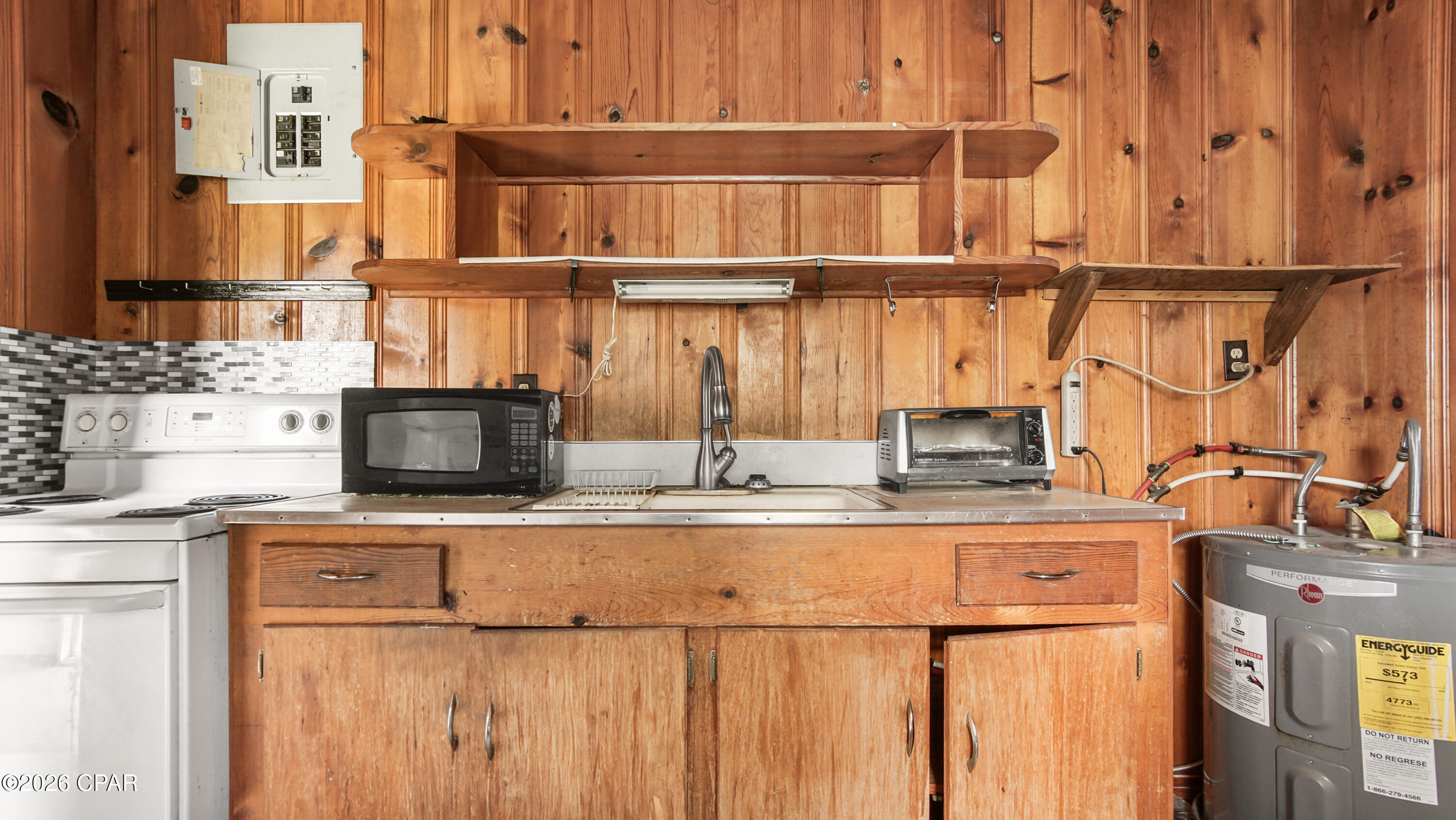 Hutchison's 1st To Bahama Bch - Residential