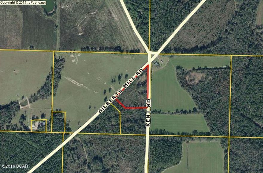 4.85 acres with frontage on 2 county roads. Very natural terrain and would be perfect for building your dream home or put mobile home.... Bring the animals too! Owner Financing with 10% down..