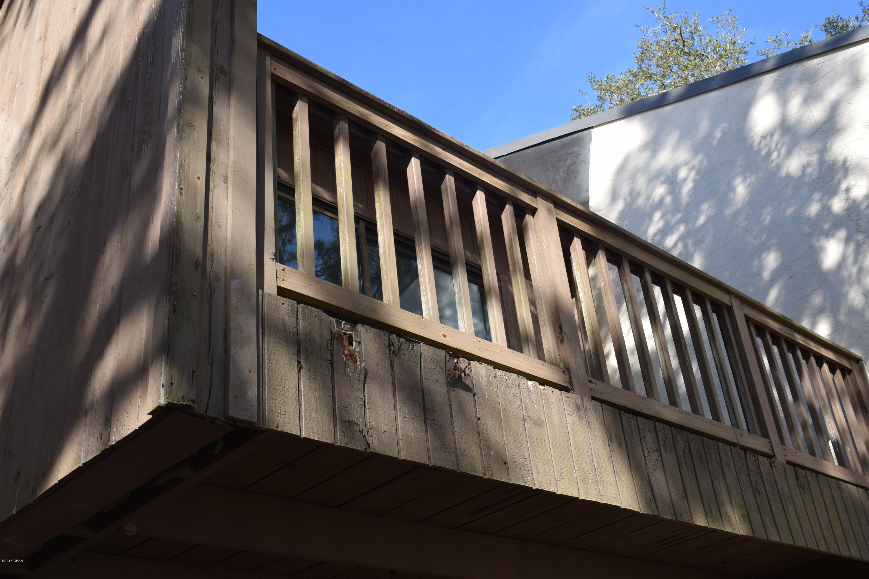 Bay Oaks Townhouses - Residential