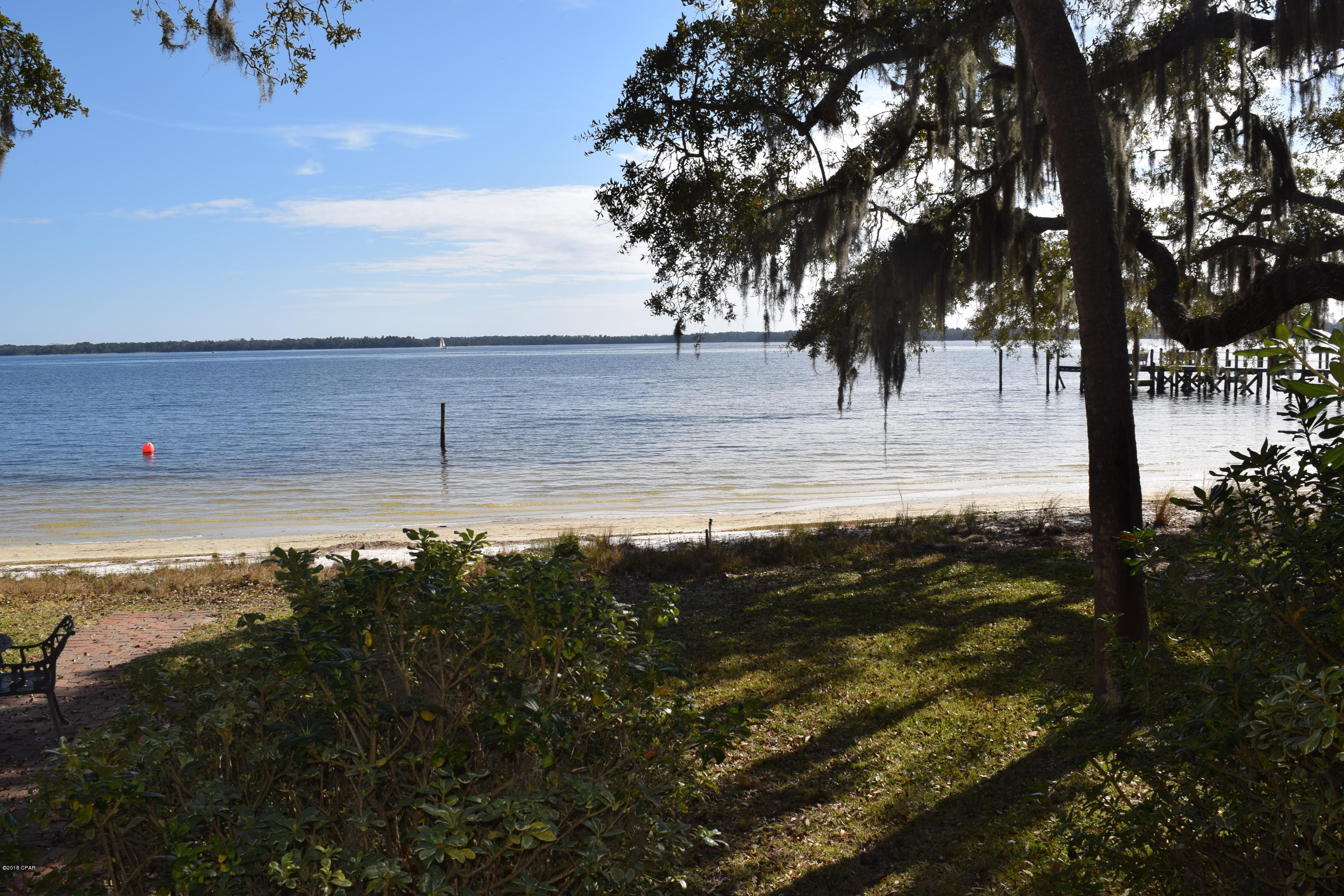 Bay Oaks Townhouses - Residential