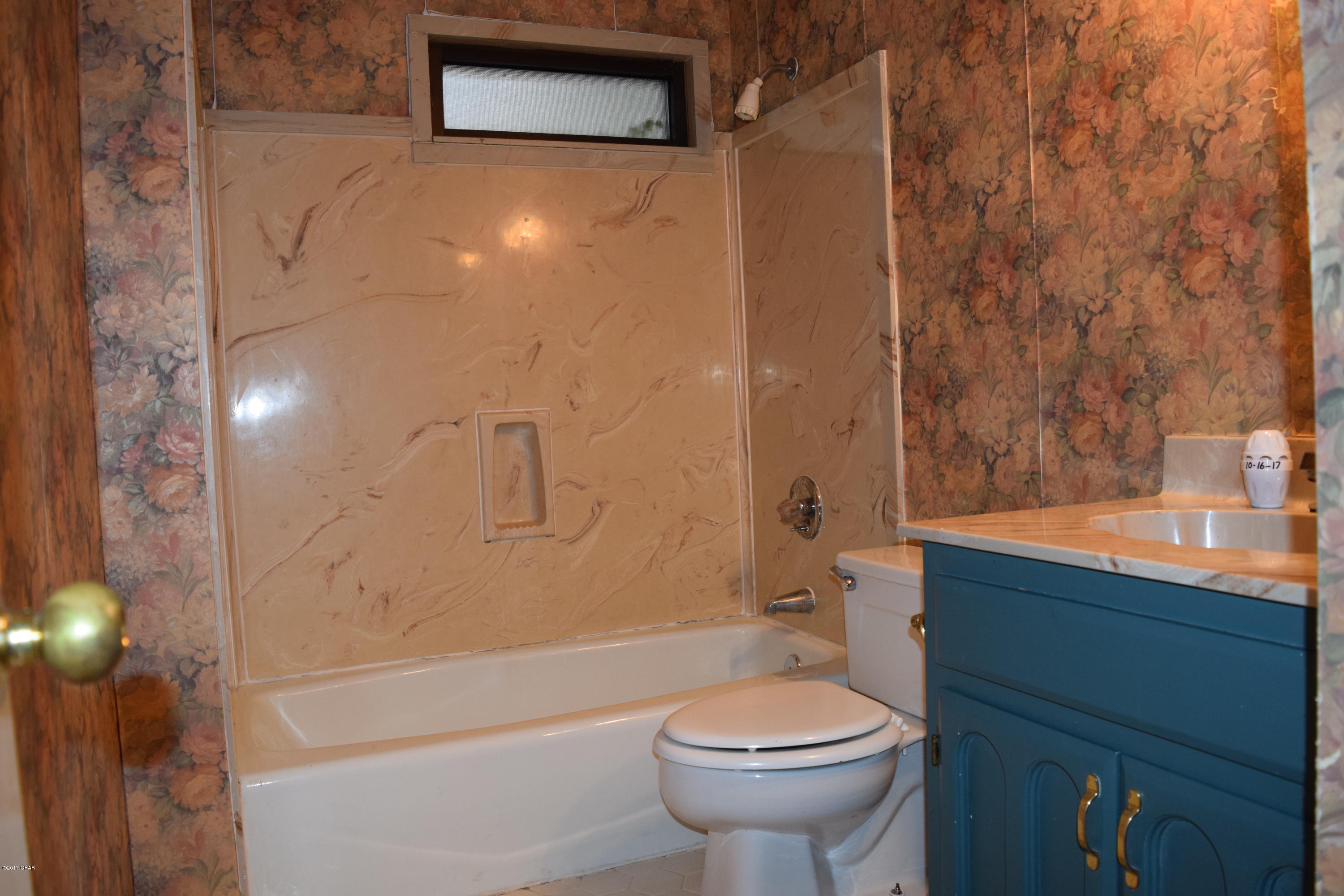 Bay Oaks Townhouses - Residential