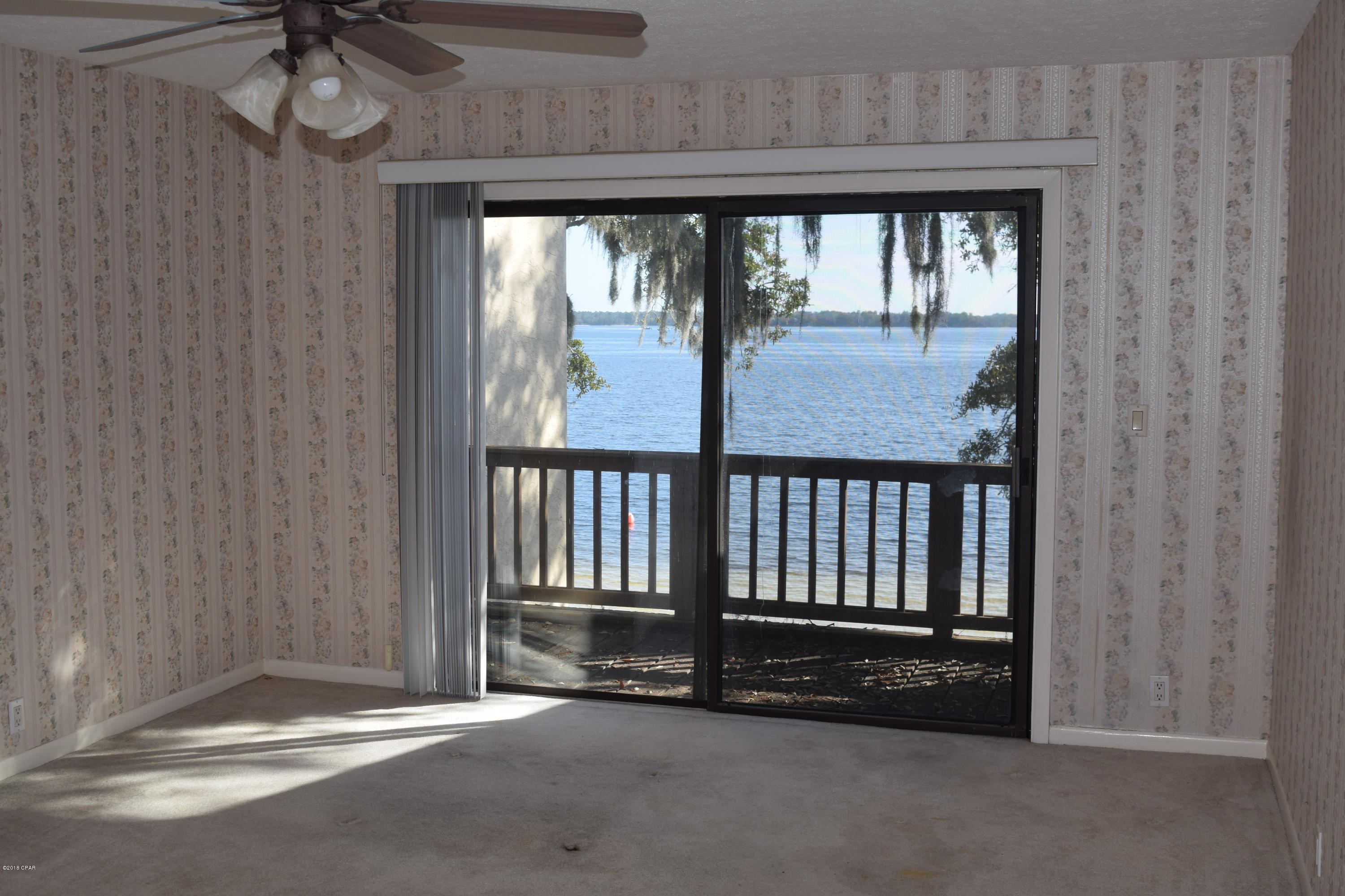 Bay Oaks Townhouses - Residential