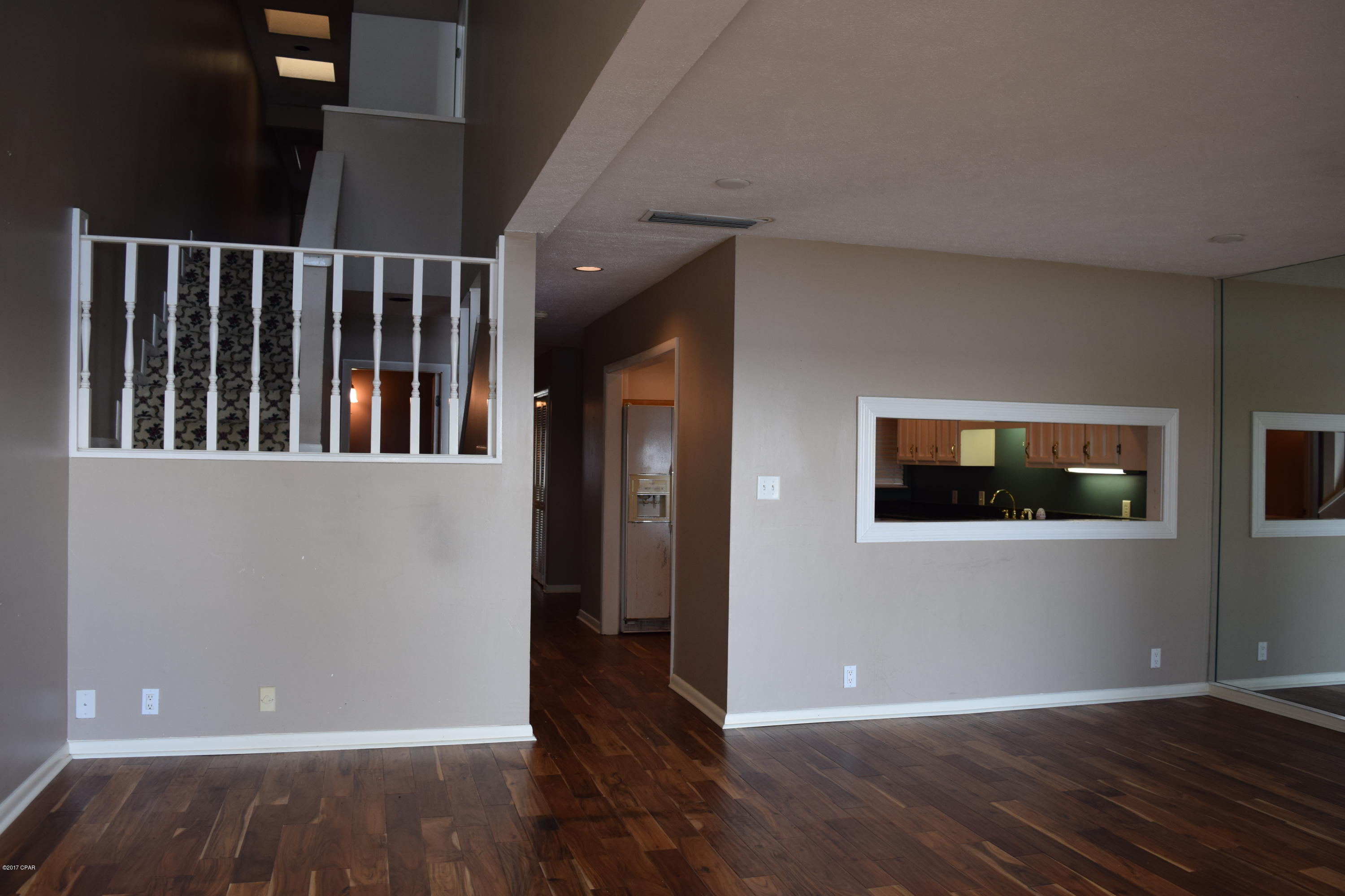 Bay Oaks Townhouses - Residential