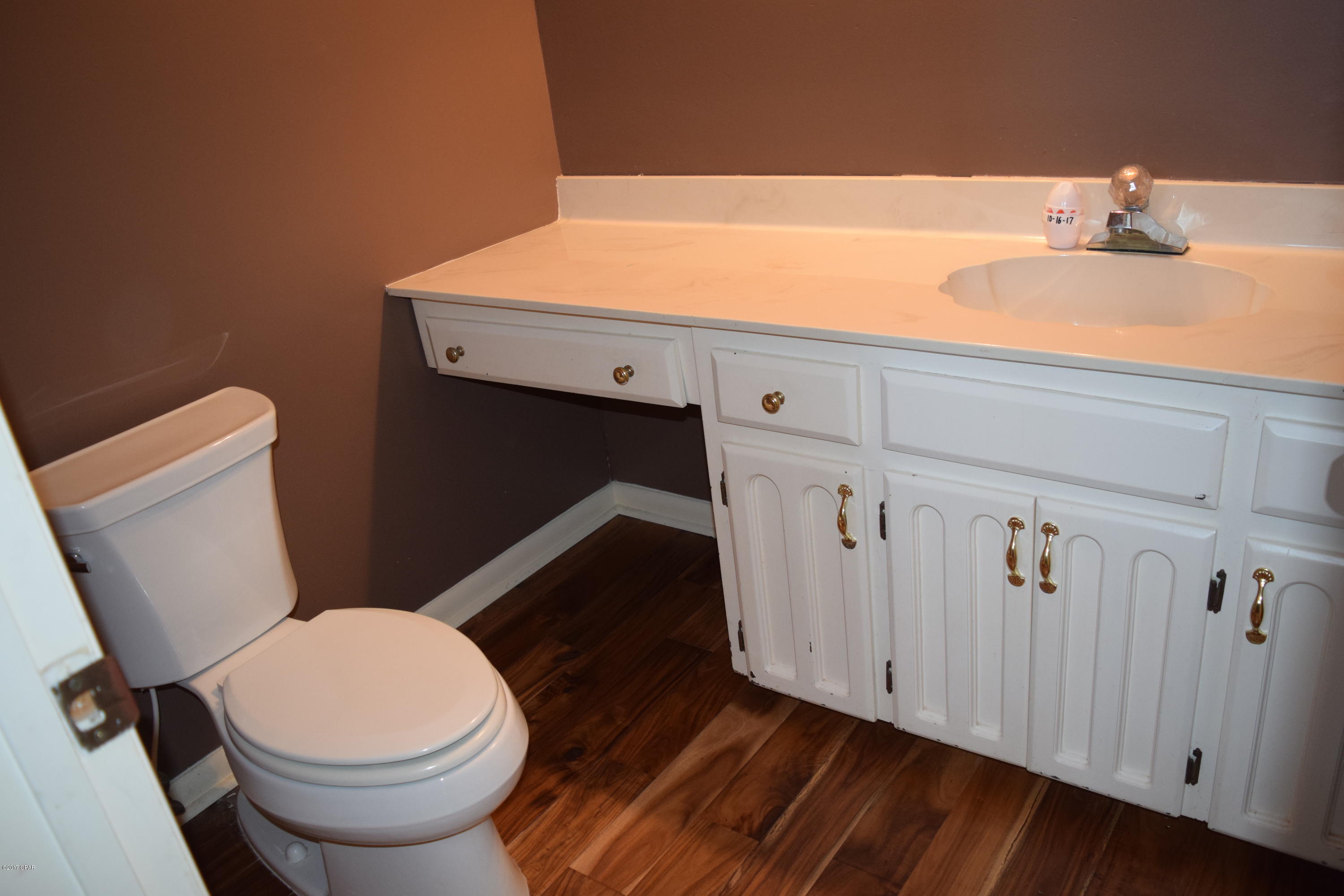 Bay Oaks Townhouses - Residential