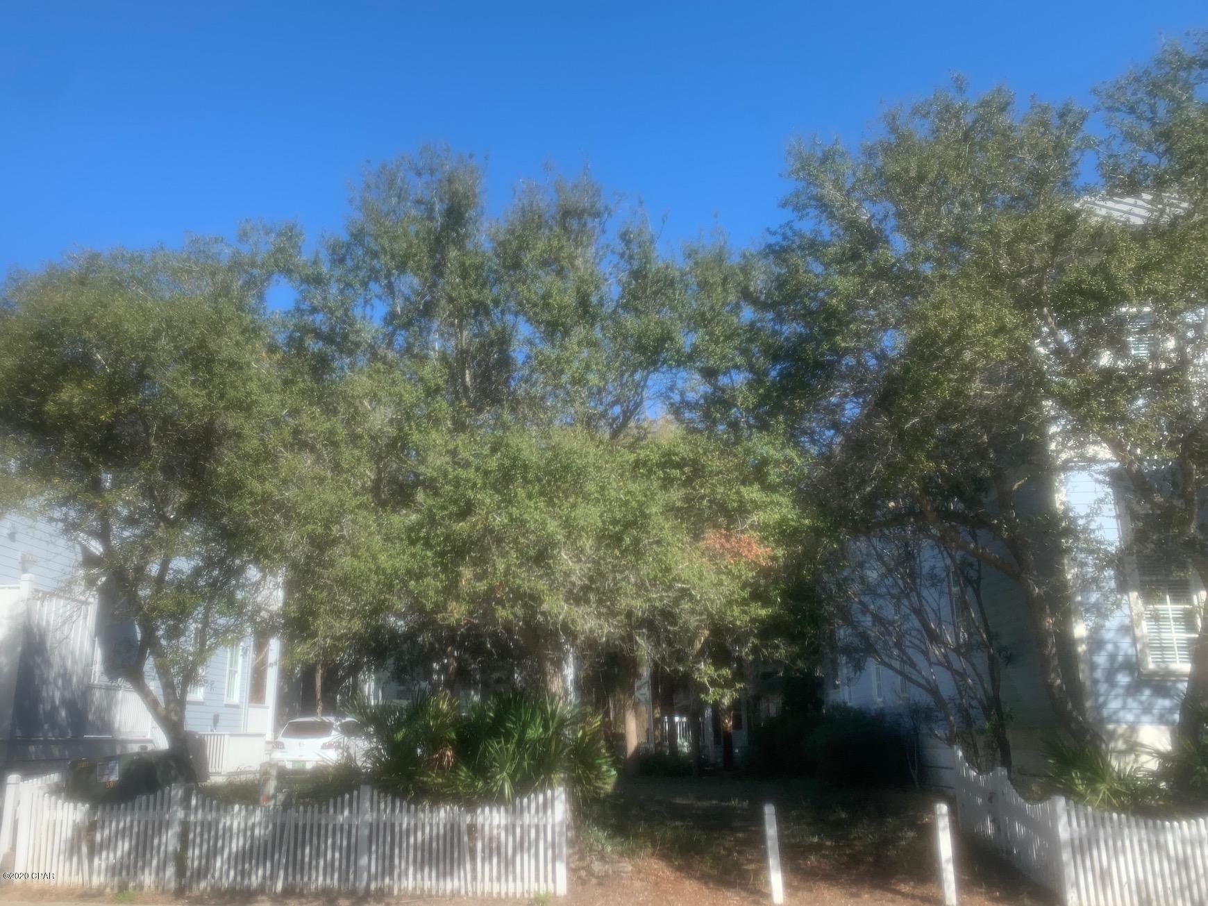 Carillon Beach - Land