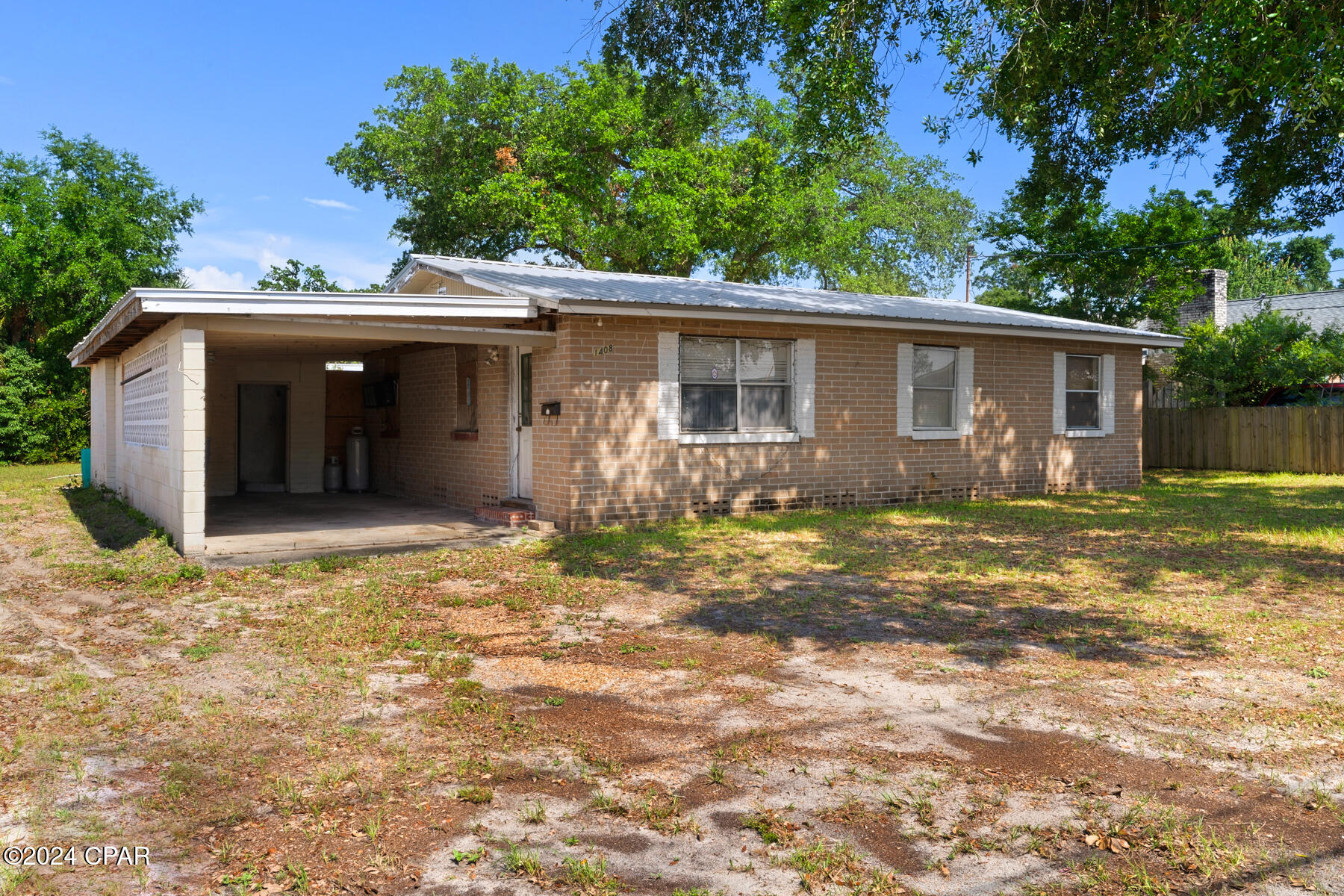 [No Recorded Subdiv] - Commercial Sale