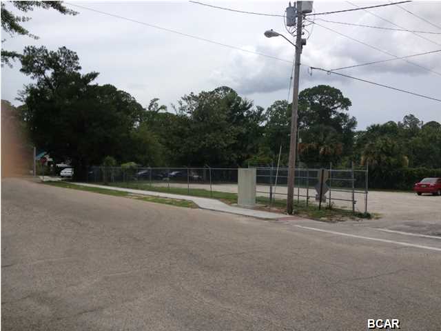 Lynn Haven - Commercial Sale