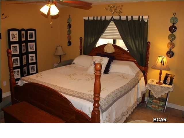 College Point Est 1st Sec - Residential