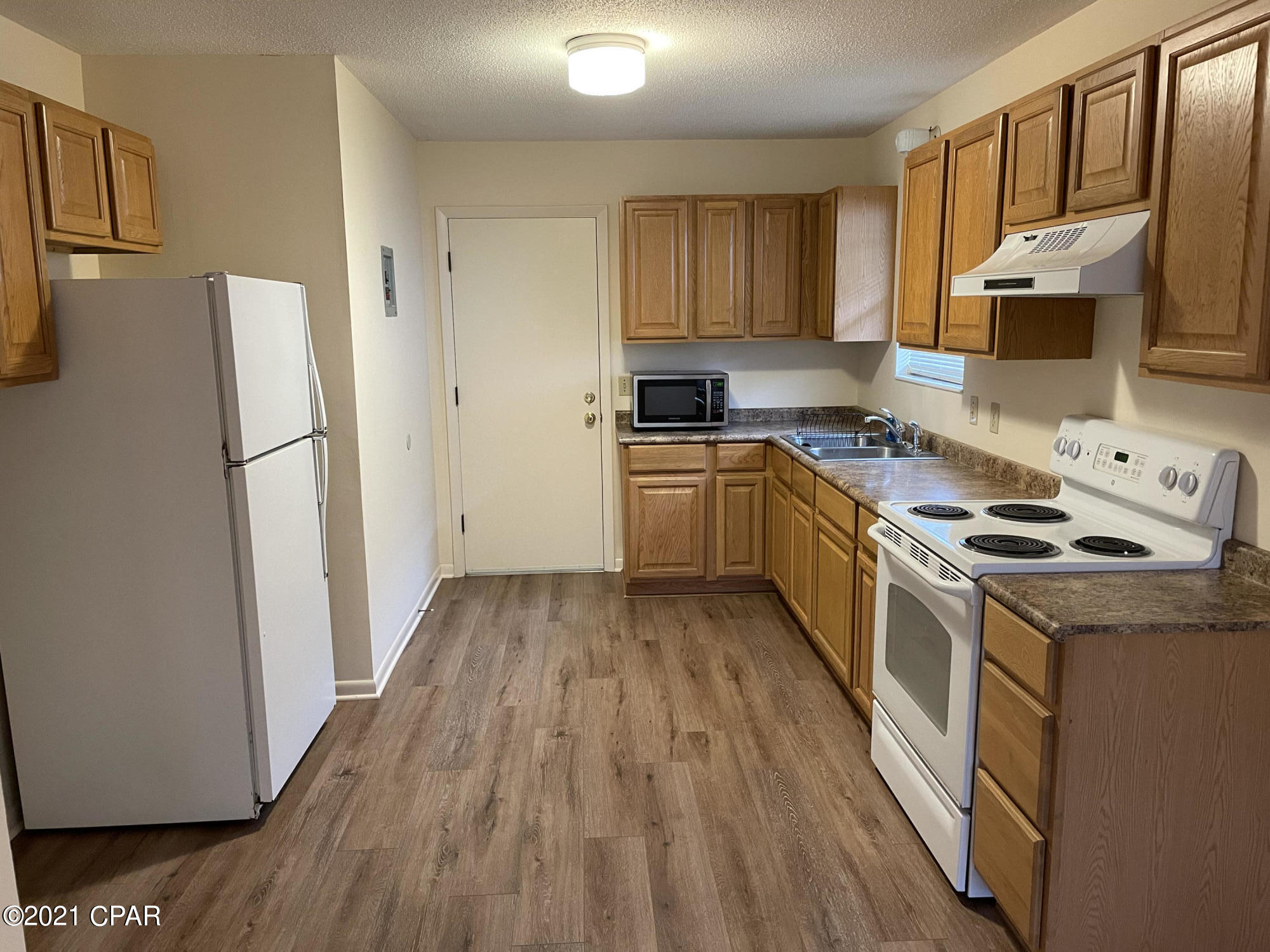 Biltmore Beach - Residential Lease