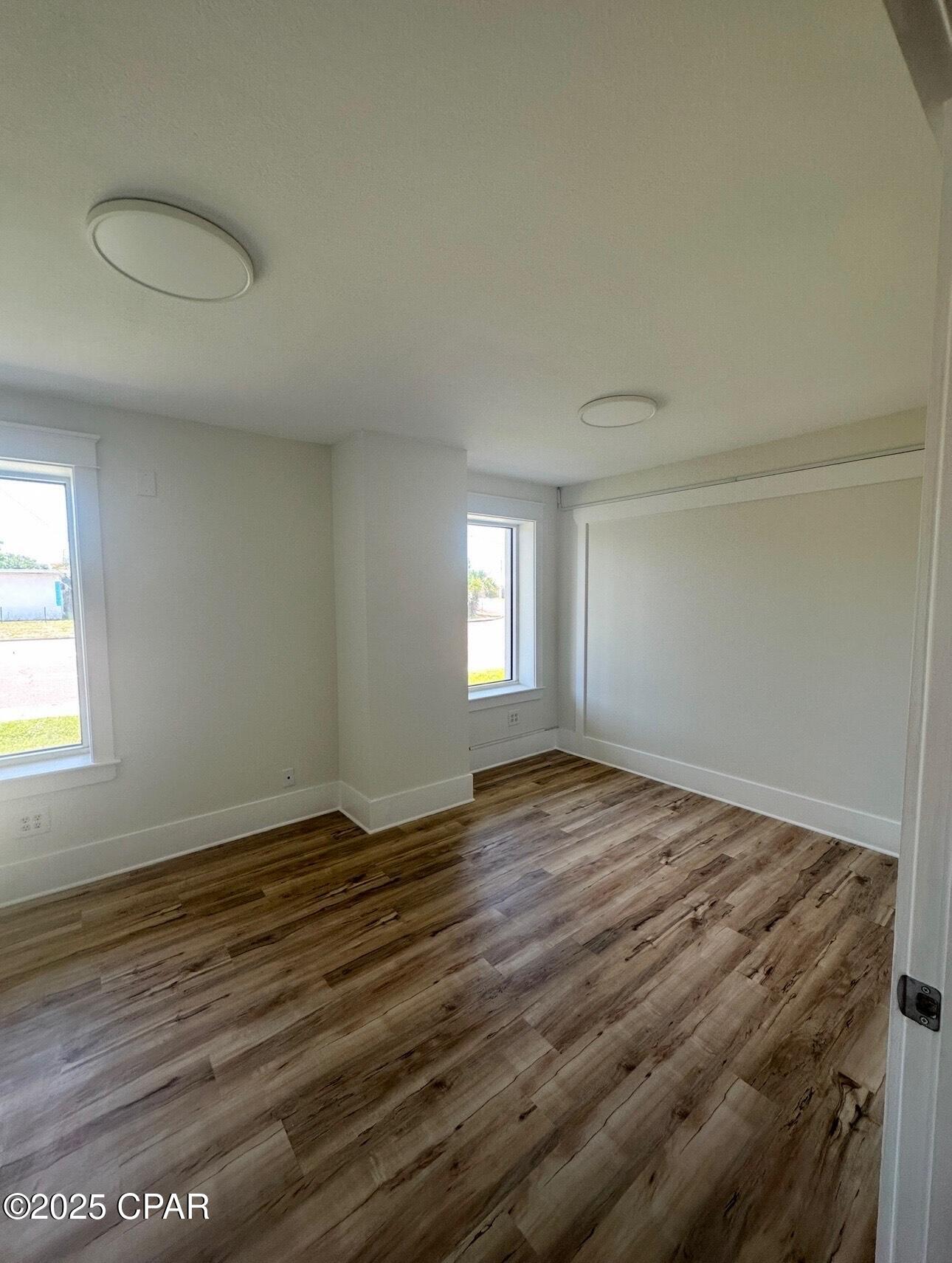 Hutchison's 1st To Bahama Bch - Commercial Sale