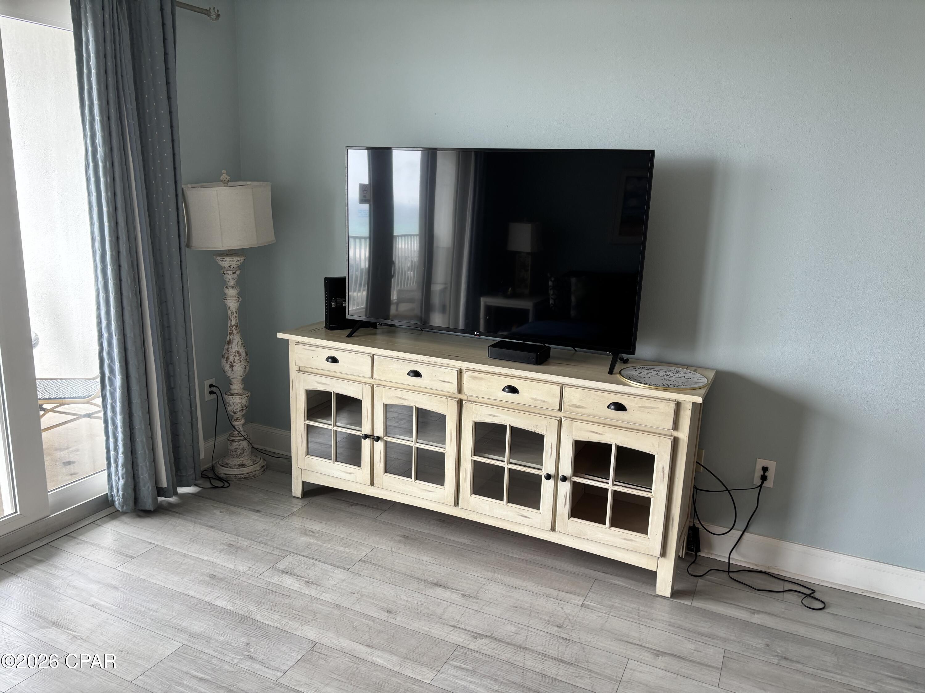 Laketown Wharf - Residential