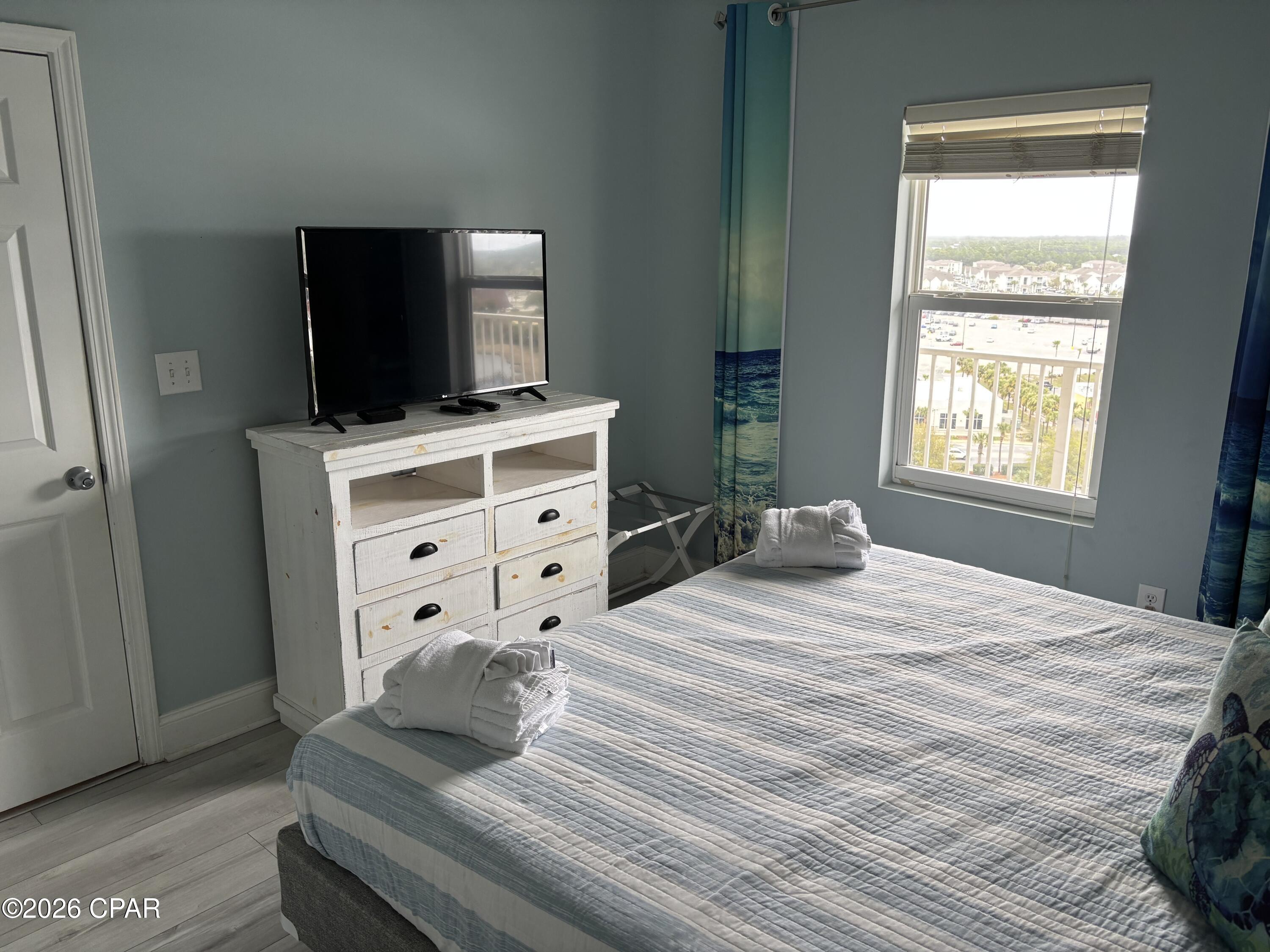 Laketown Wharf - Residential