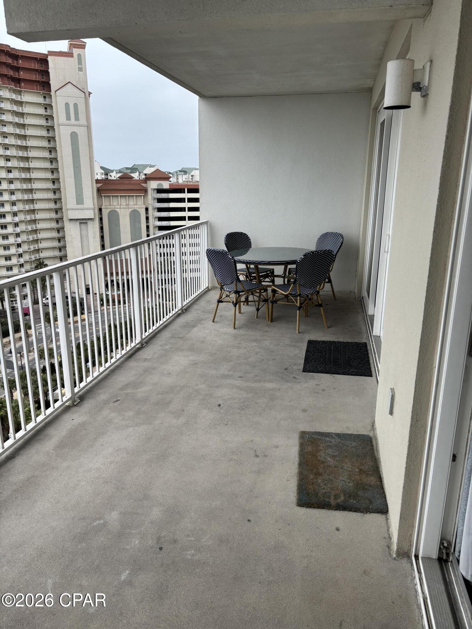 Laketown Wharf - Residential