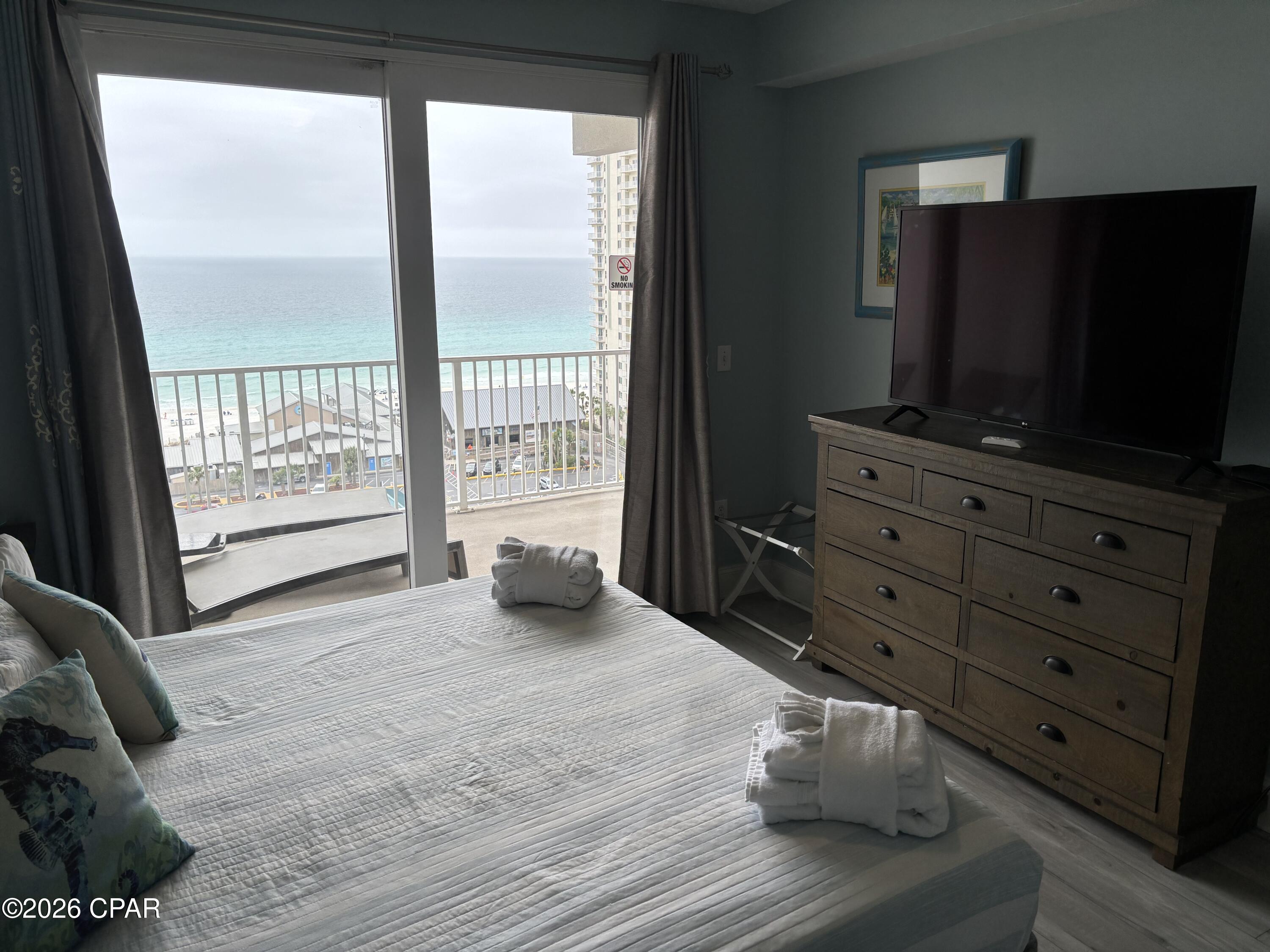 Laketown Wharf - Residential