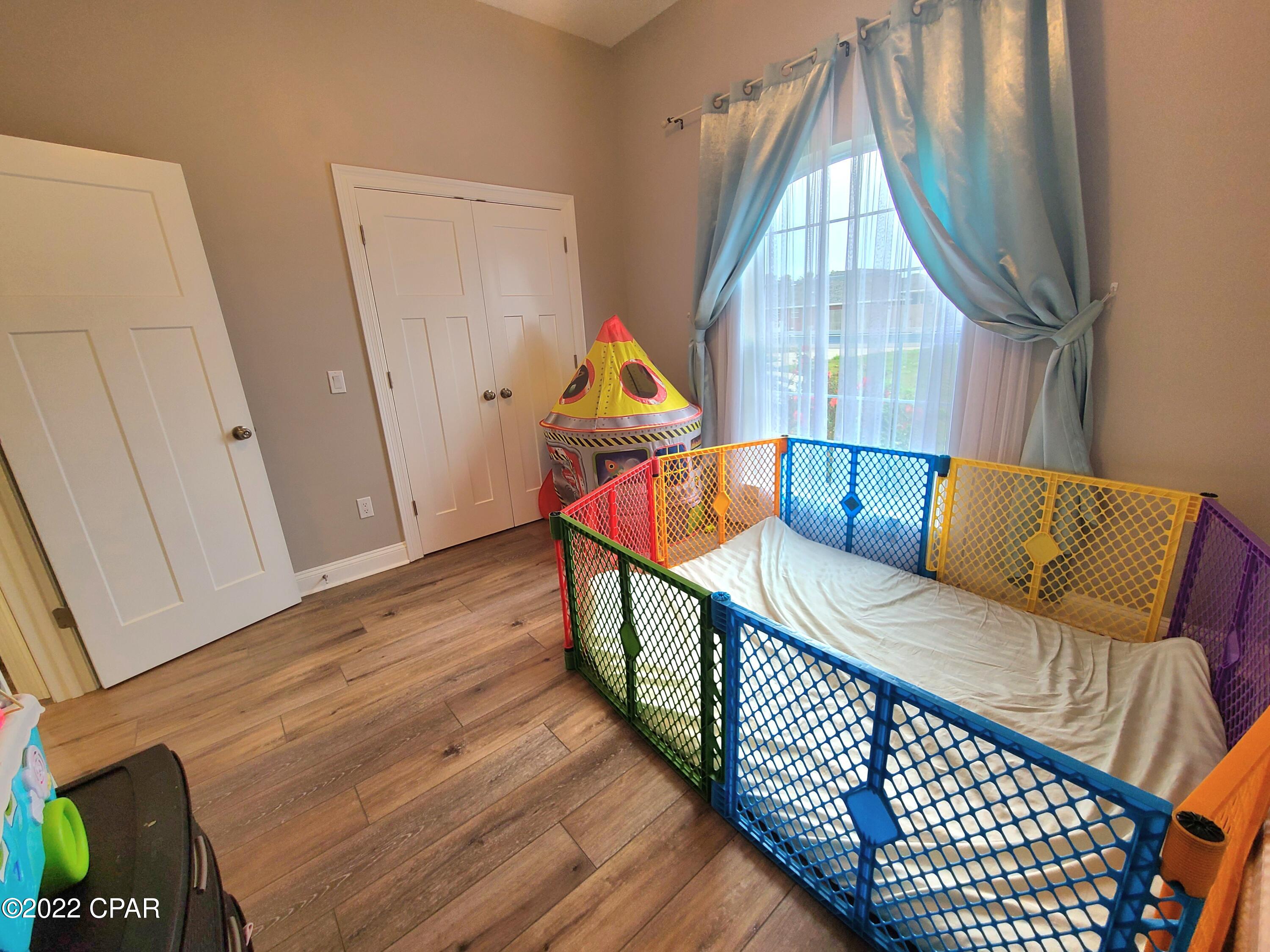 Mowat Highlands Ph VII - Residential