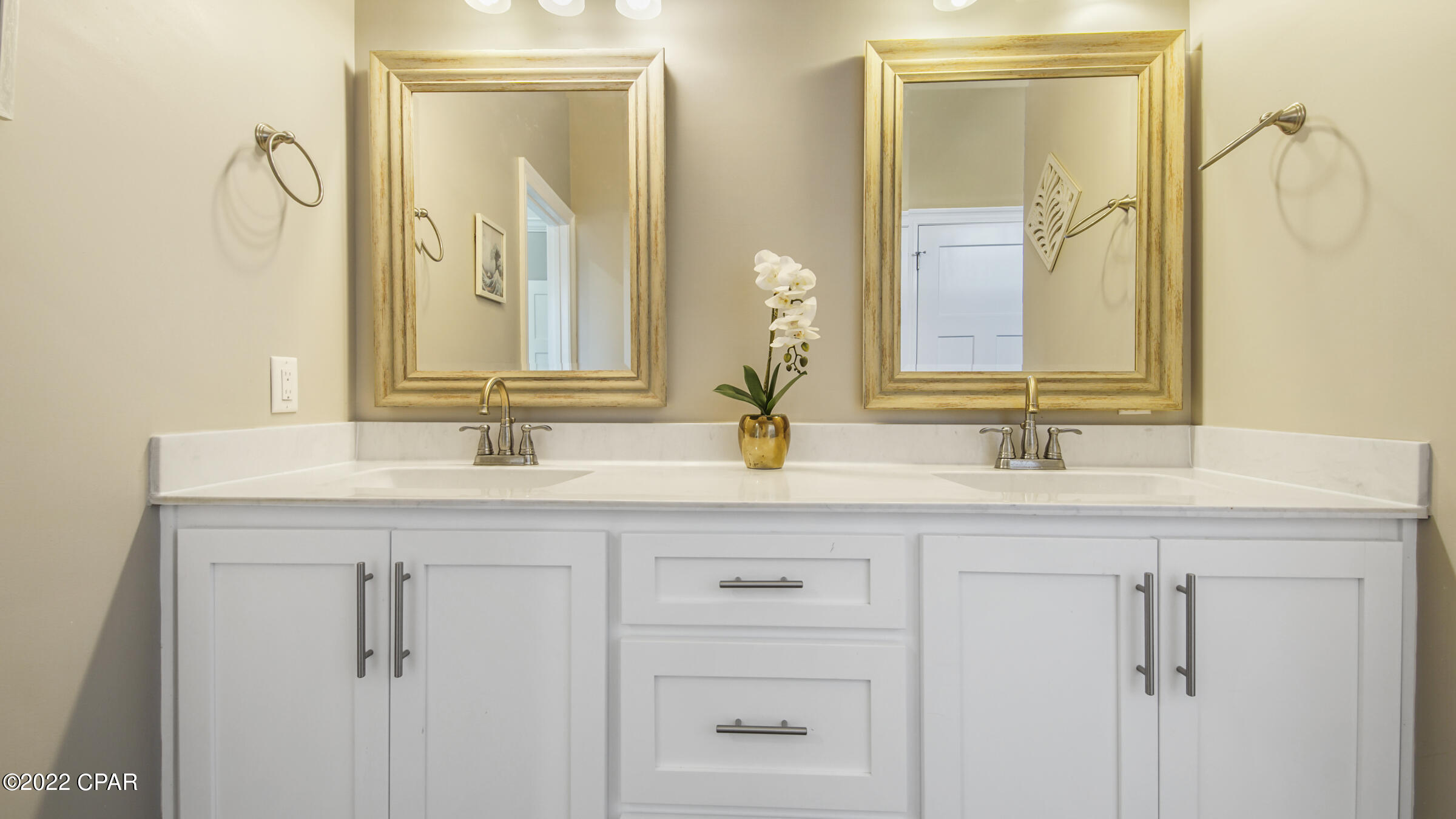 Mowat Highlands Ph VII - Residential