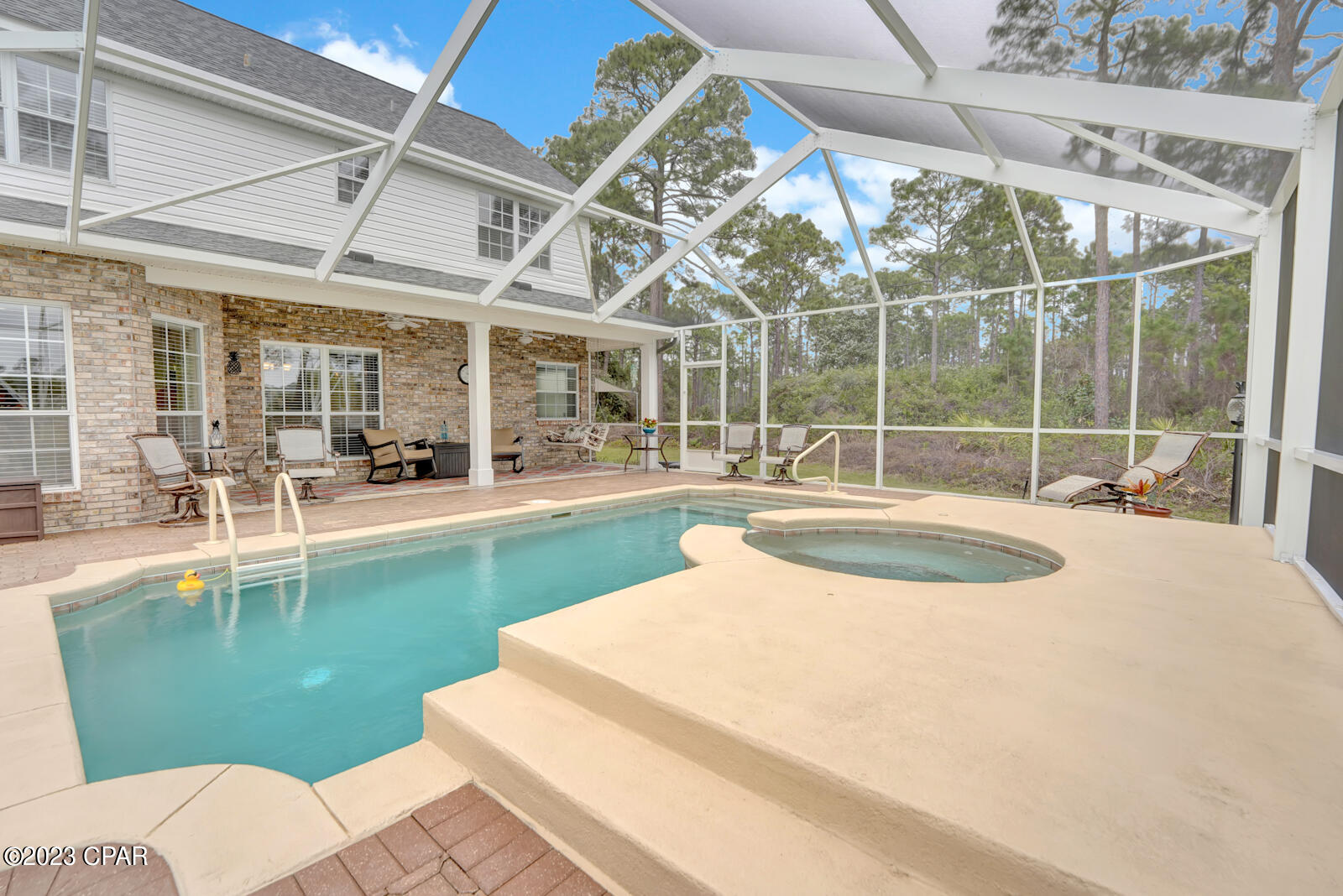 Colony Club - Residential