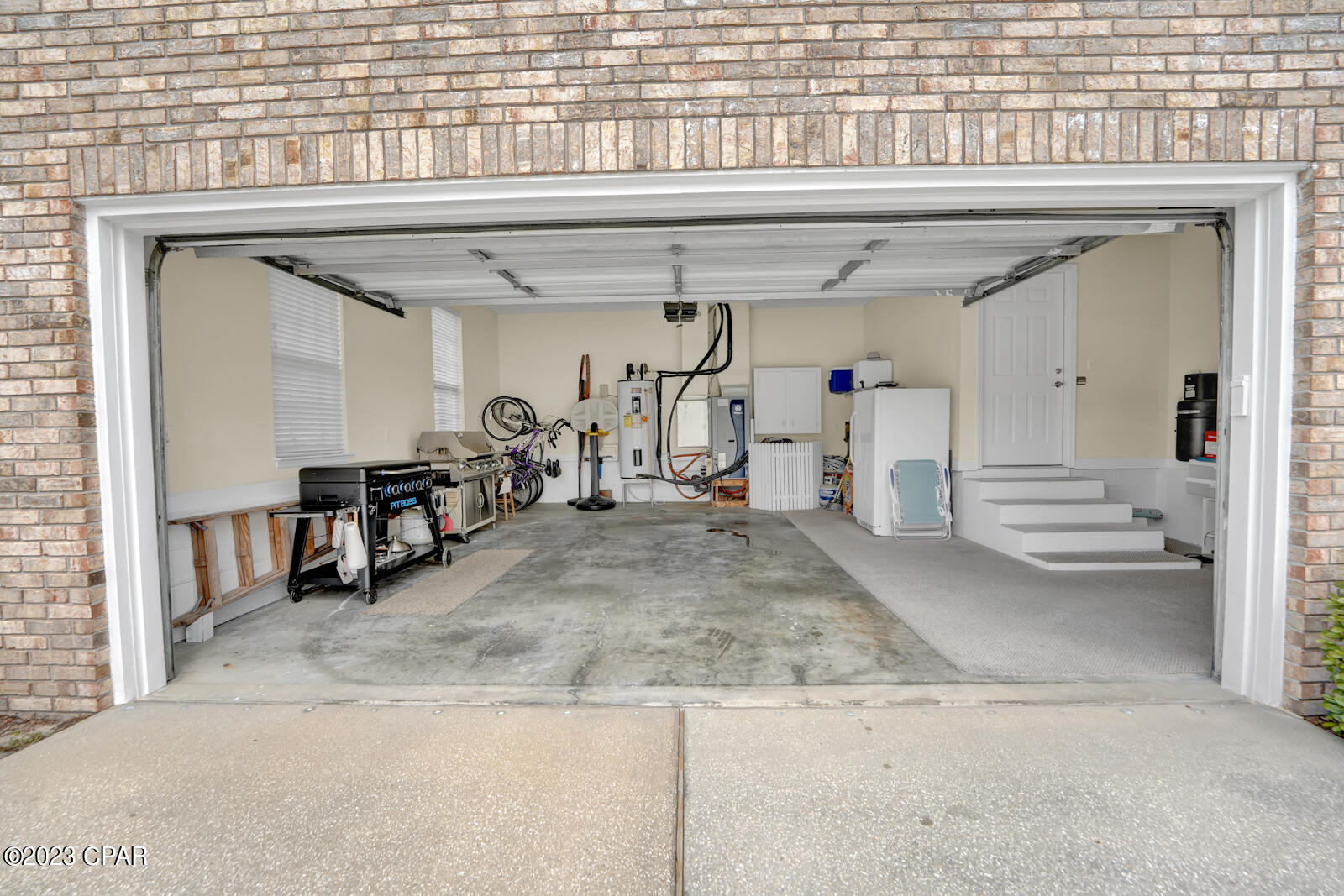 Colony Club - Residential