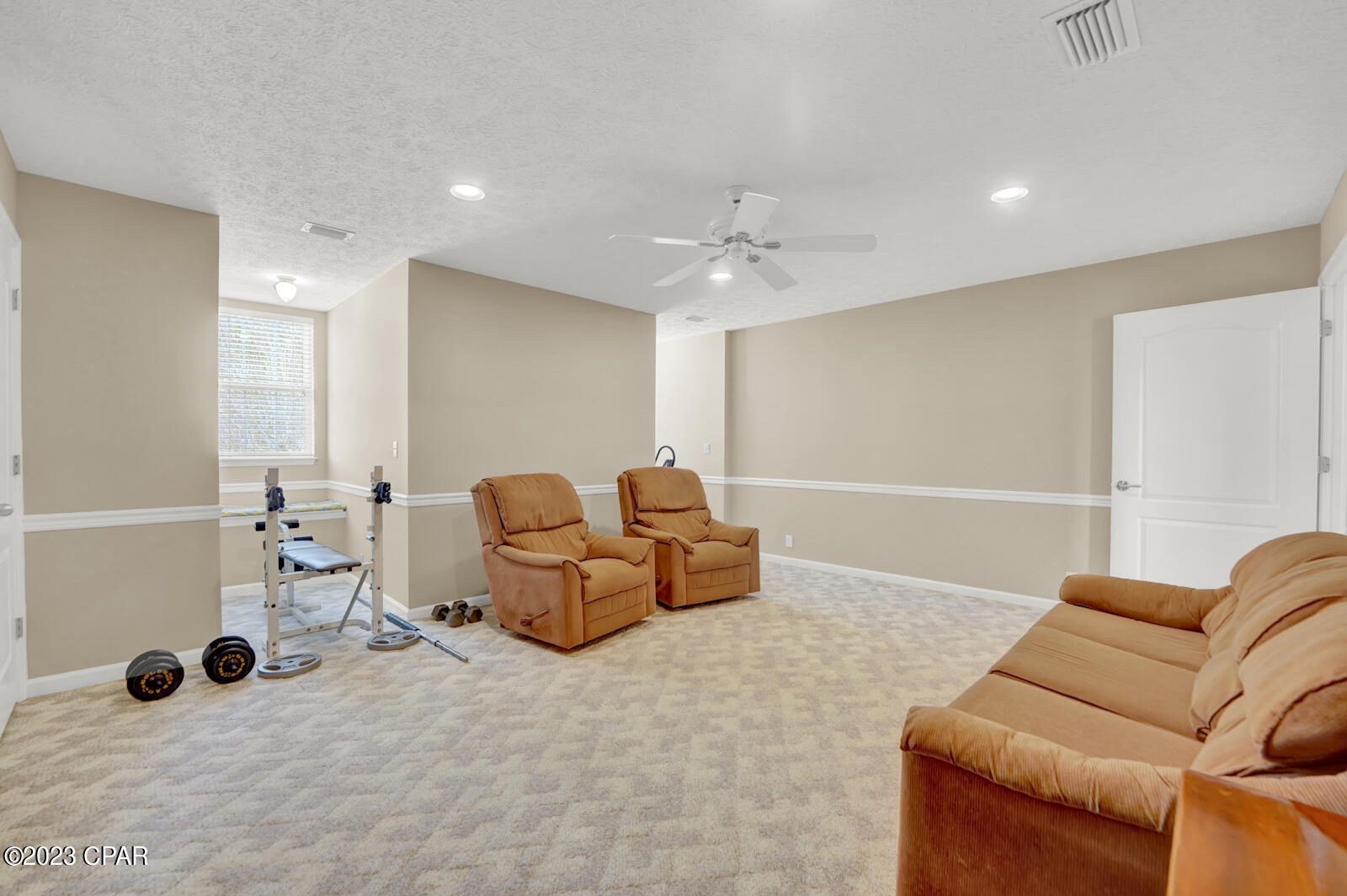 Colony Club - Residential