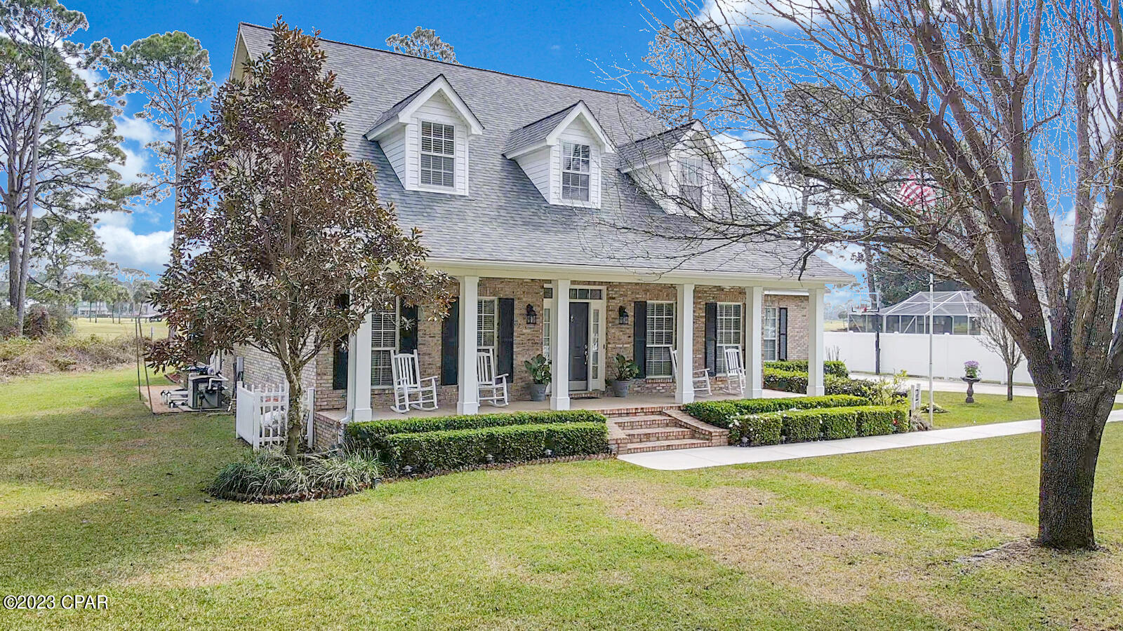 Colony Club - Residential