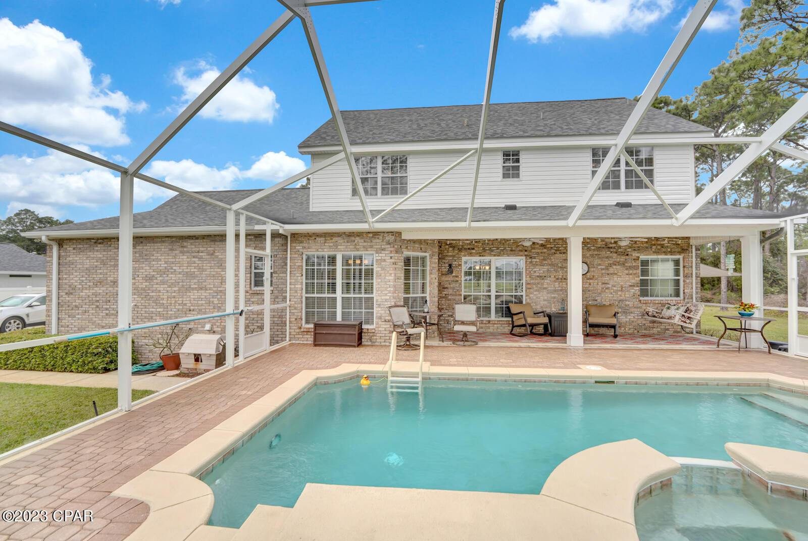 Colony Club - Residential