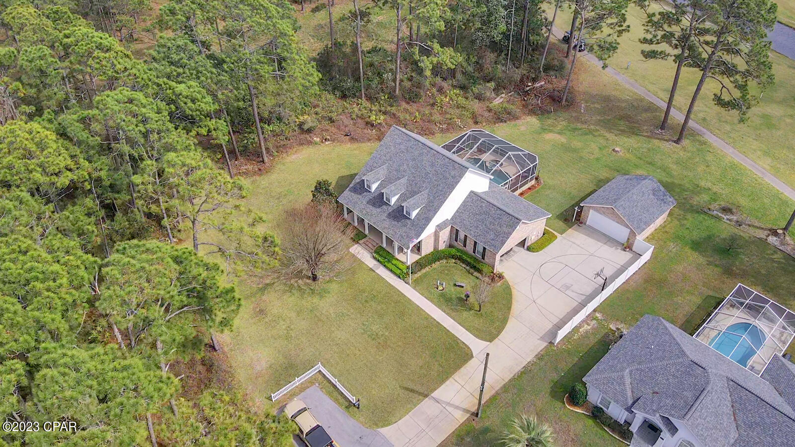 Colony Club - Residential