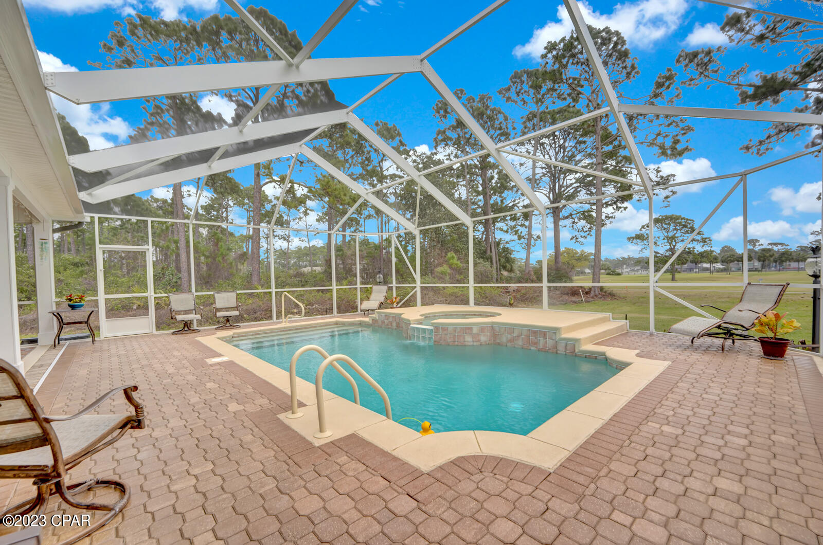 Colony Club - Residential