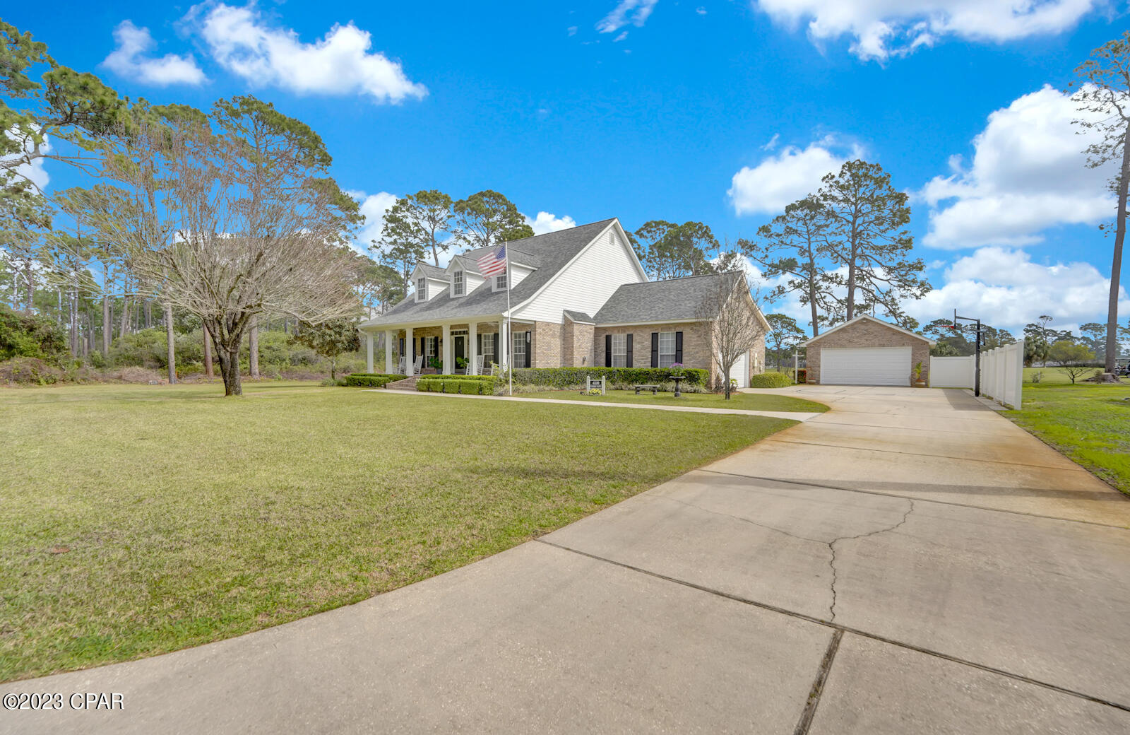 Colony Club - Residential