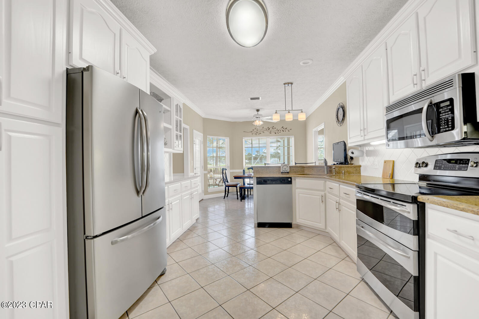 Colony Club - Residential