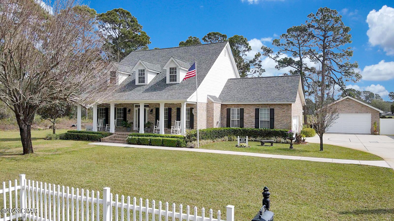 Colony Club - Residential