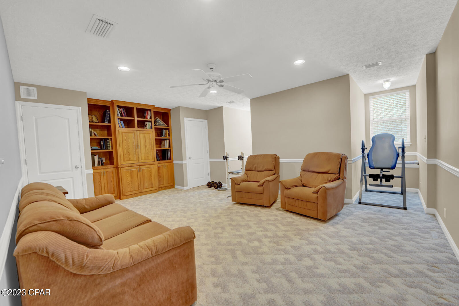 Colony Club - Residential