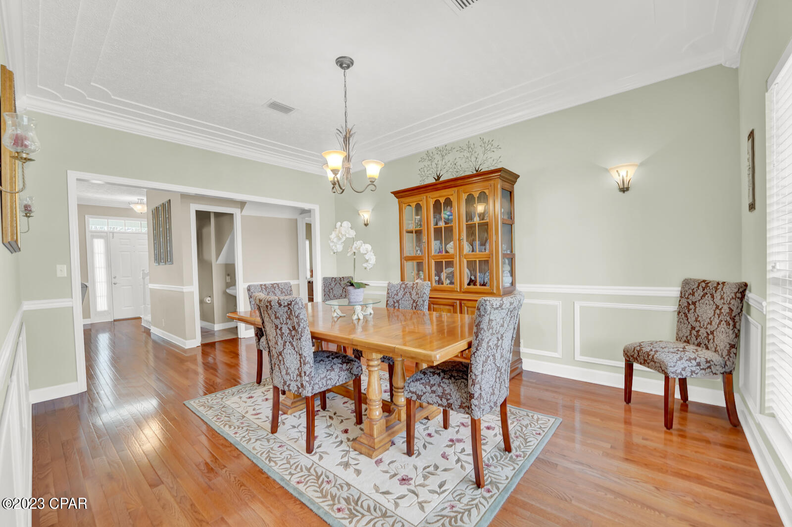 Colony Club - Residential