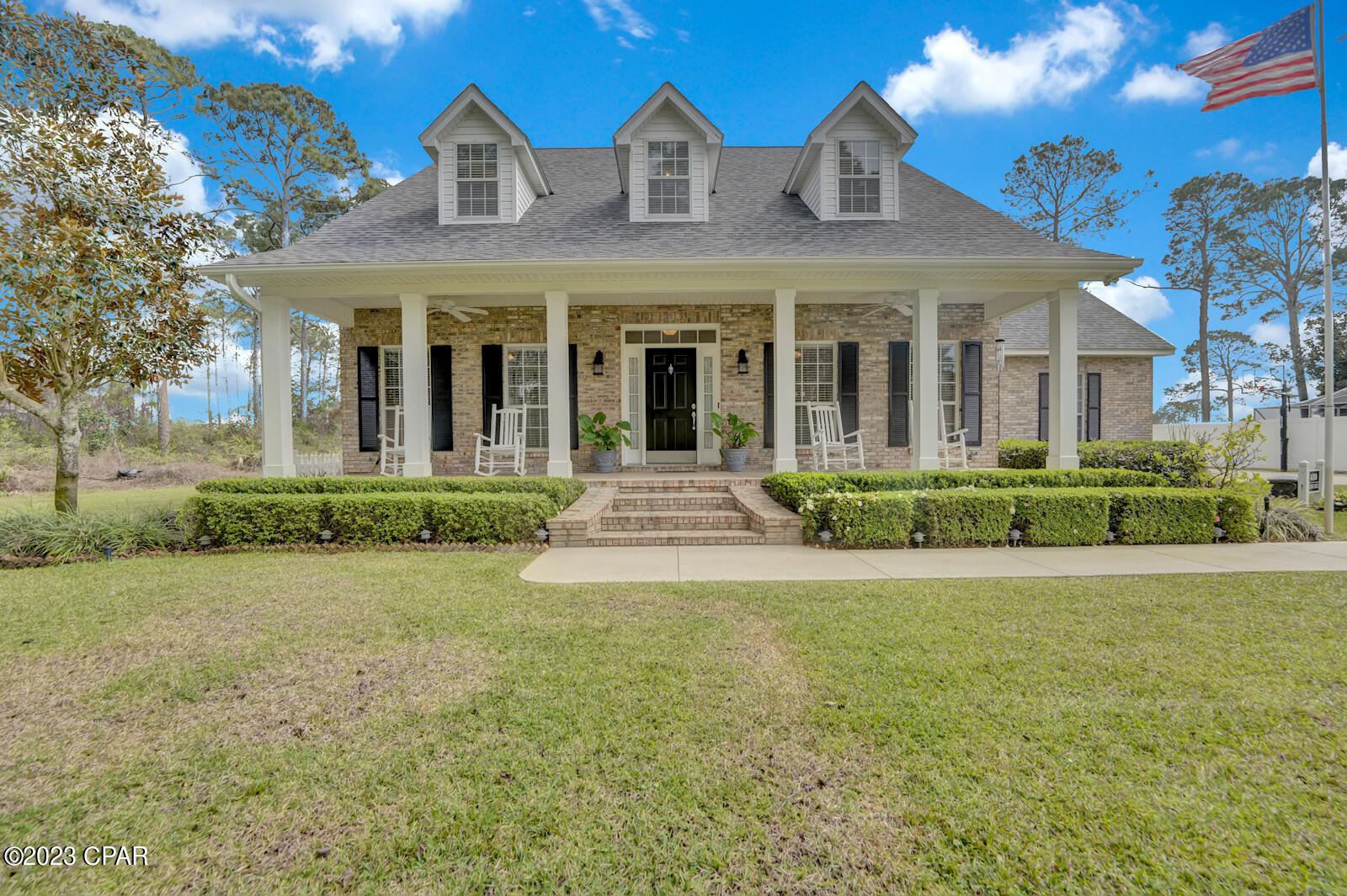 Colony Club - Residential