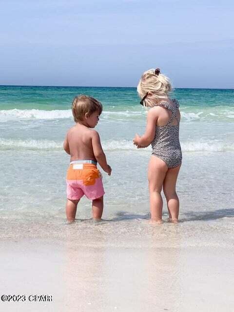 Colony Club - Residential