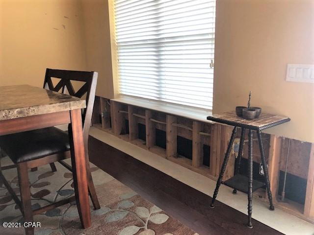 Jamaican Lake Condos - Residential