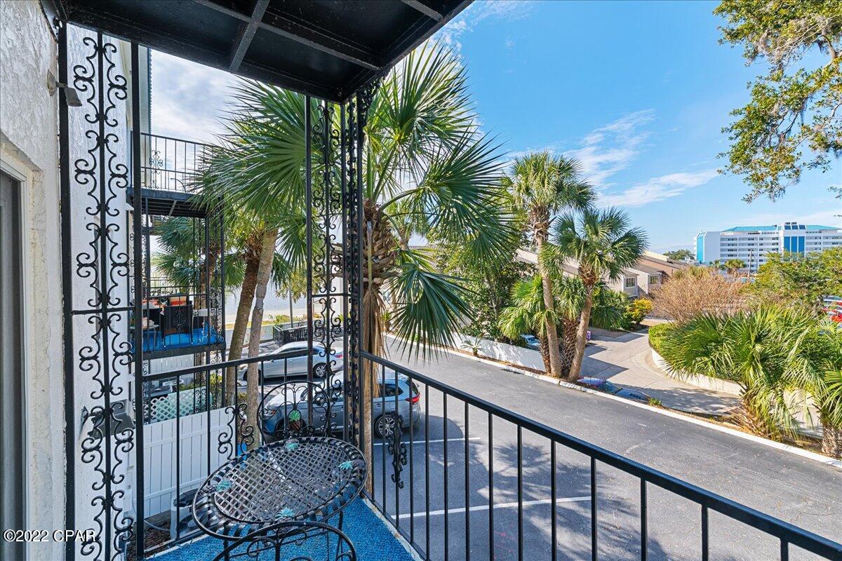 Bay Club Condo Ph 1 - Residential