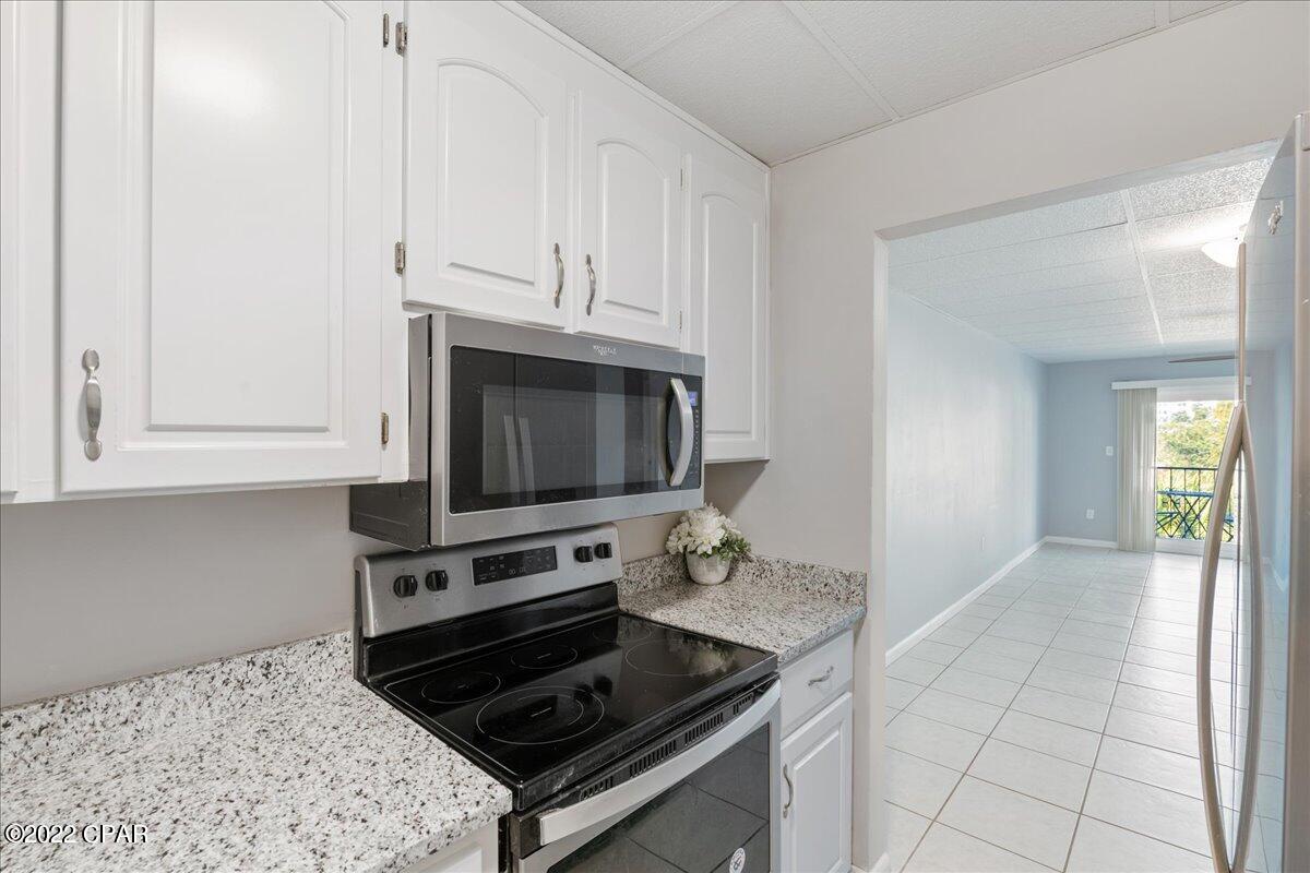 Bay Club Condo Ph 1 - Residential