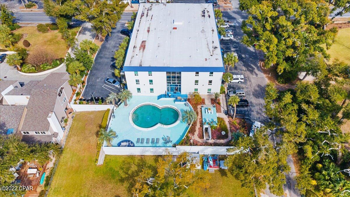 Bay Club Condo Ph 1 - Residential