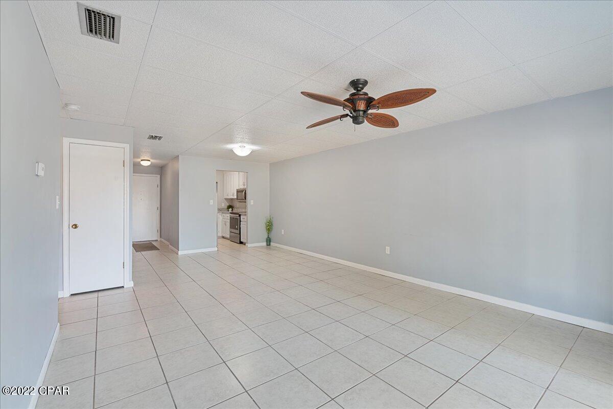 Bay Club Condo Ph 1 - Residential