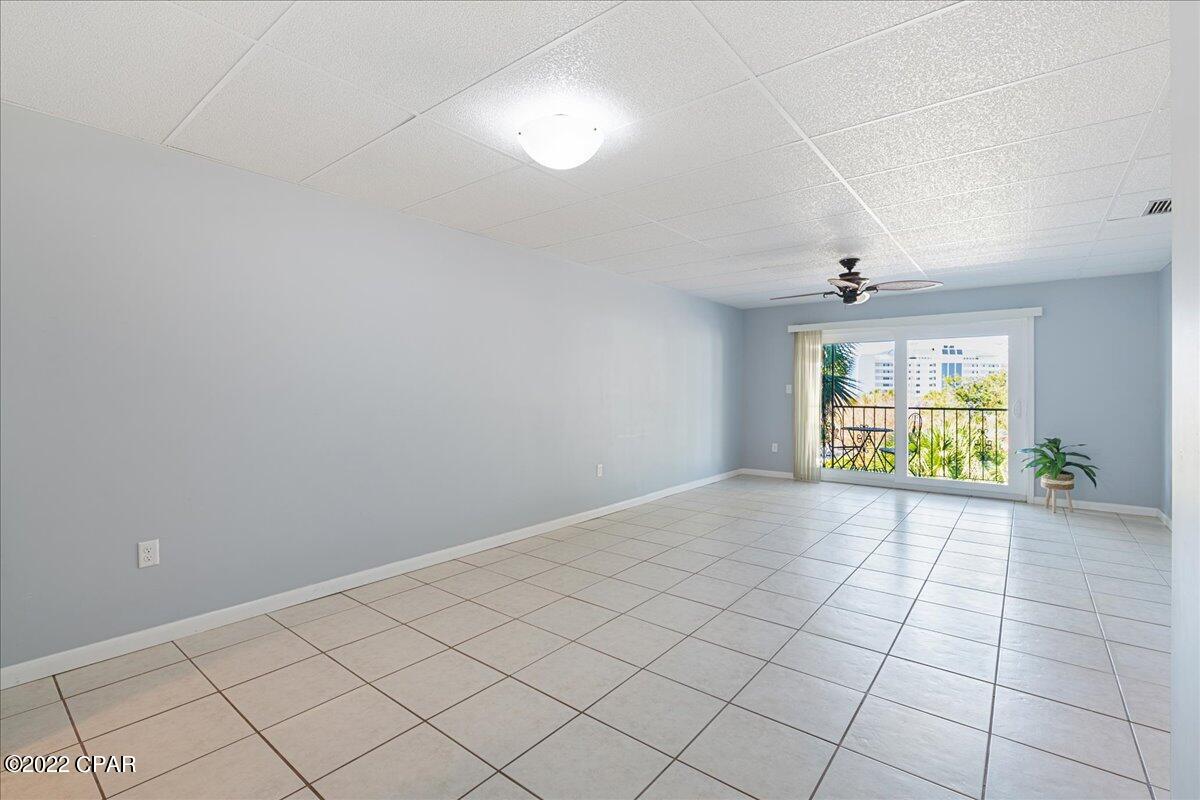 Bay Club Condo Ph 1 - Residential