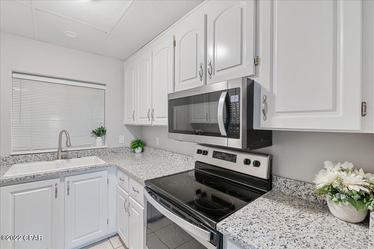 Bay Club Condo Ph 1 - Residential