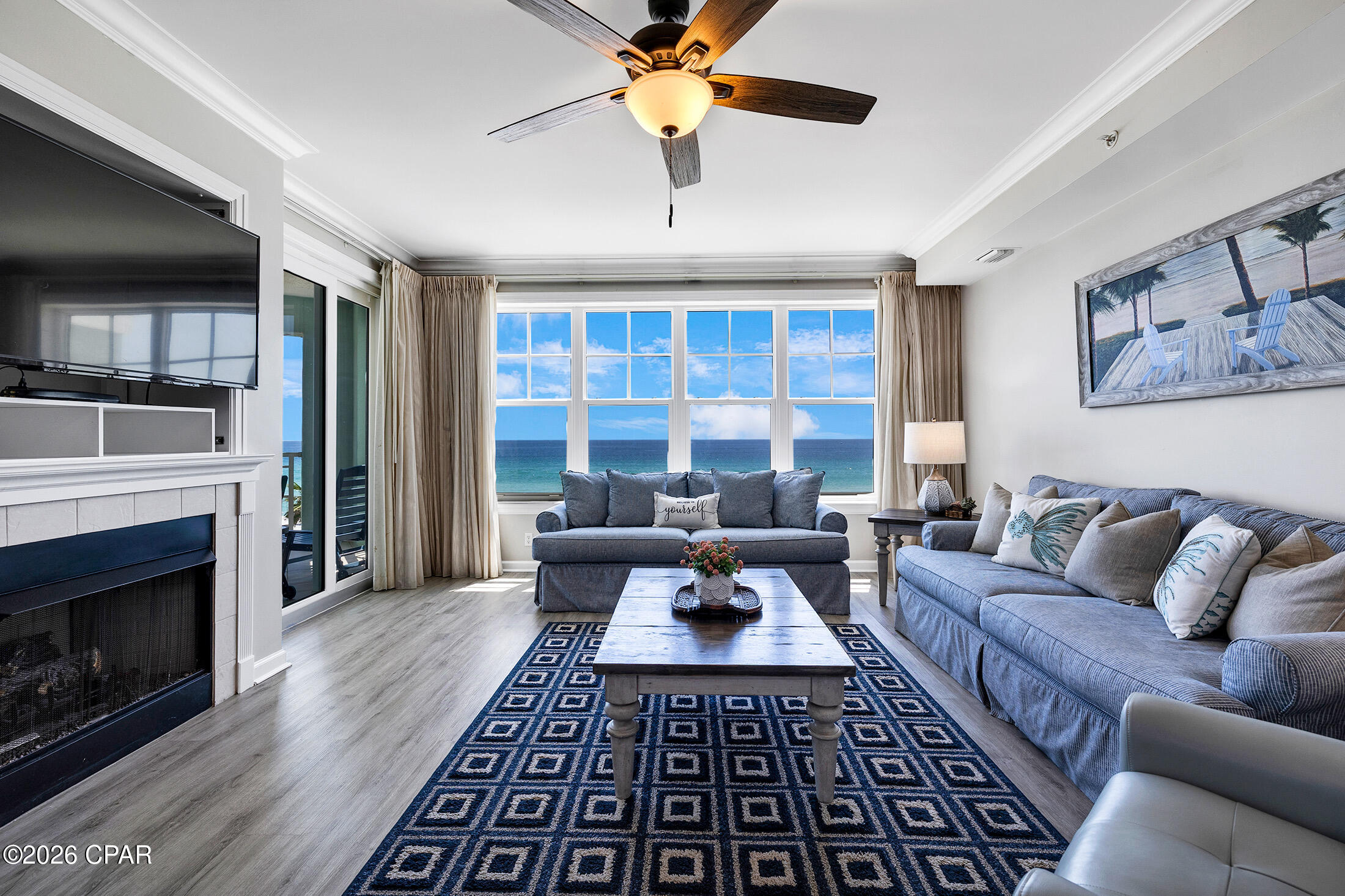 En Soleil Condo - Residential